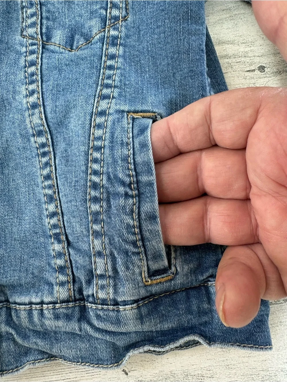 Levi’s Kids Size 4T Snap Closure Blue Denim Trucker Jacket
